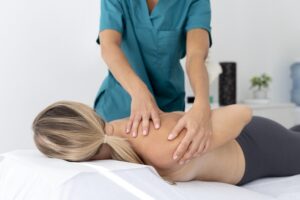 Kiropraktor med patient