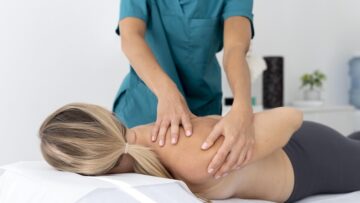 Kiropraktor med patient